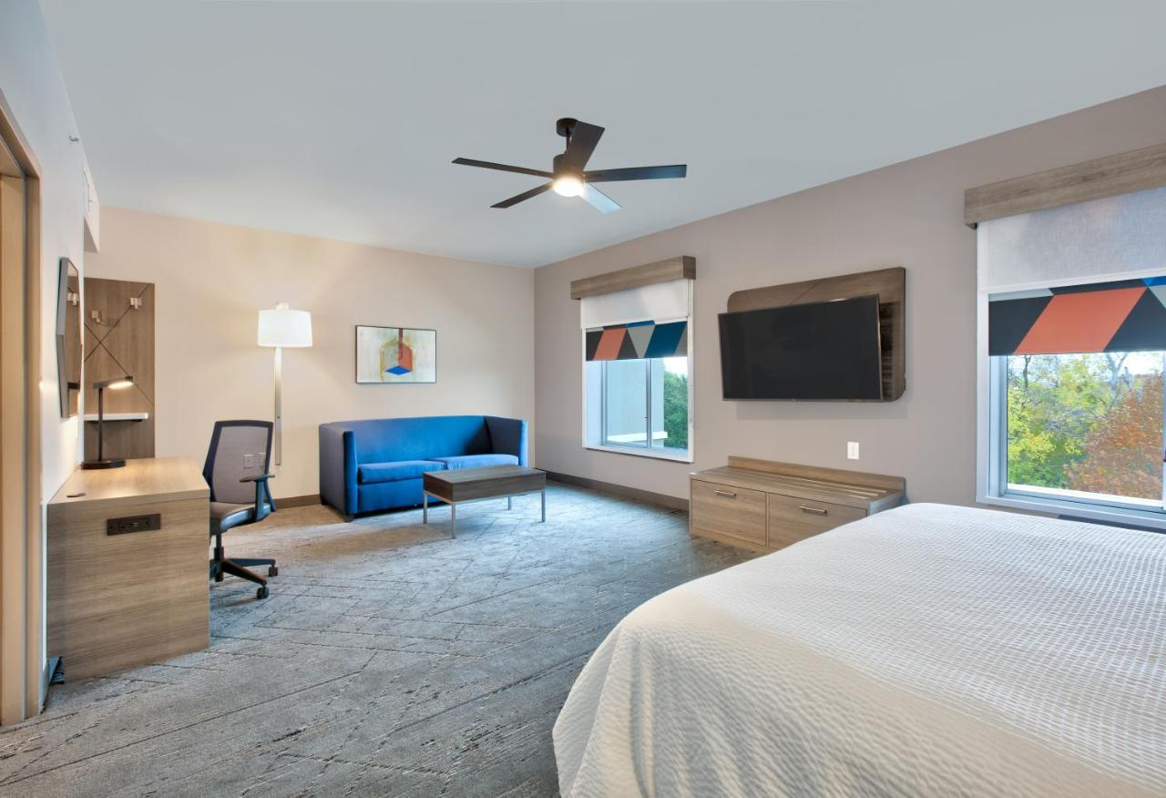 Holiday Inn Express & Suites North Dallas At Preston By Ihg מראה חיצוני תמונה
