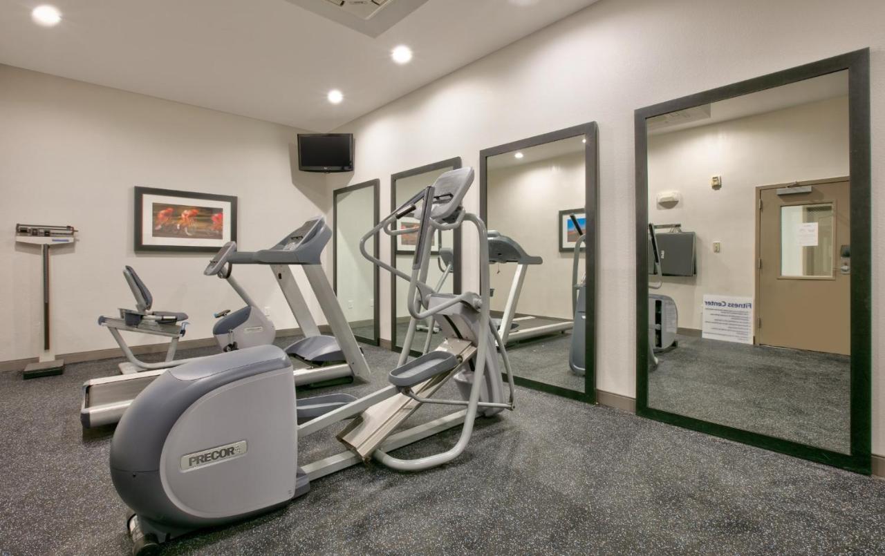 Holiday Inn Express & Suites North Dallas At Preston By Ihg מראה חיצוני תמונה