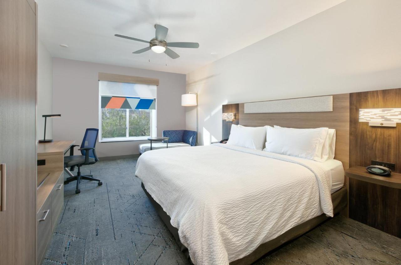 Holiday Inn Express & Suites North Dallas At Preston By Ihg מראה חיצוני תמונה