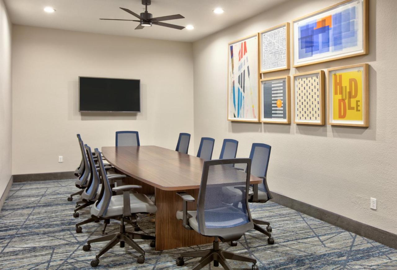 Holiday Inn Express & Suites North Dallas At Preston By Ihg מראה חיצוני תמונה