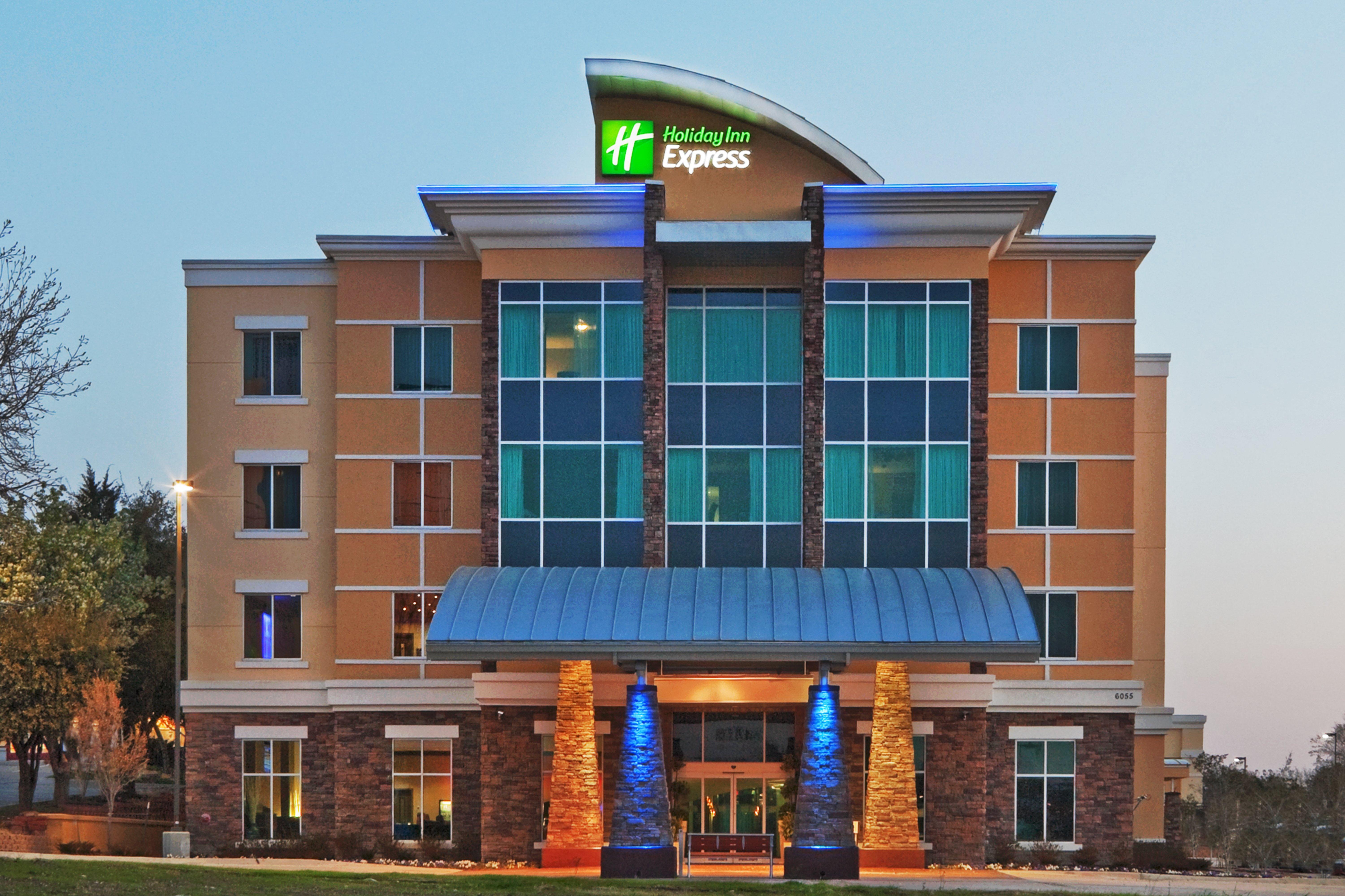 Holiday Inn Express & Suites North Dallas At Preston By Ihg מראה חיצוני תמונה